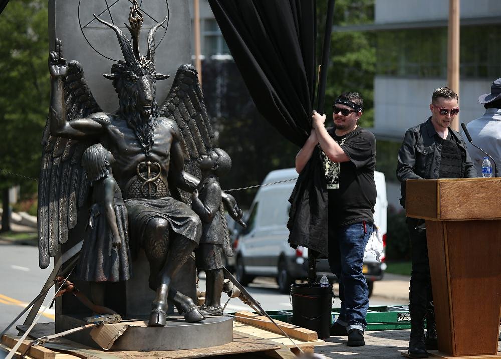"Hail Satan?": un gran documental que explora a fondo la iglesia satánica 